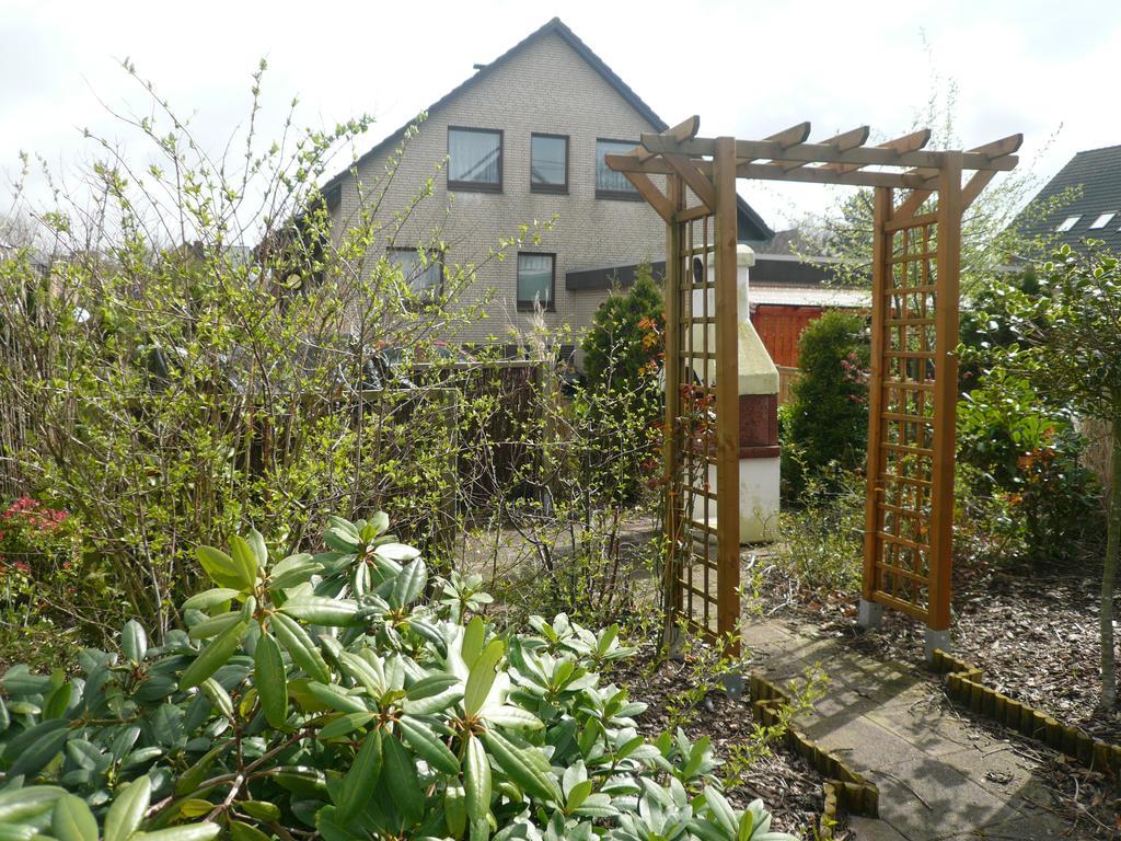 "Haus Am Deich" Apartment Cuxhaven Exterior foto